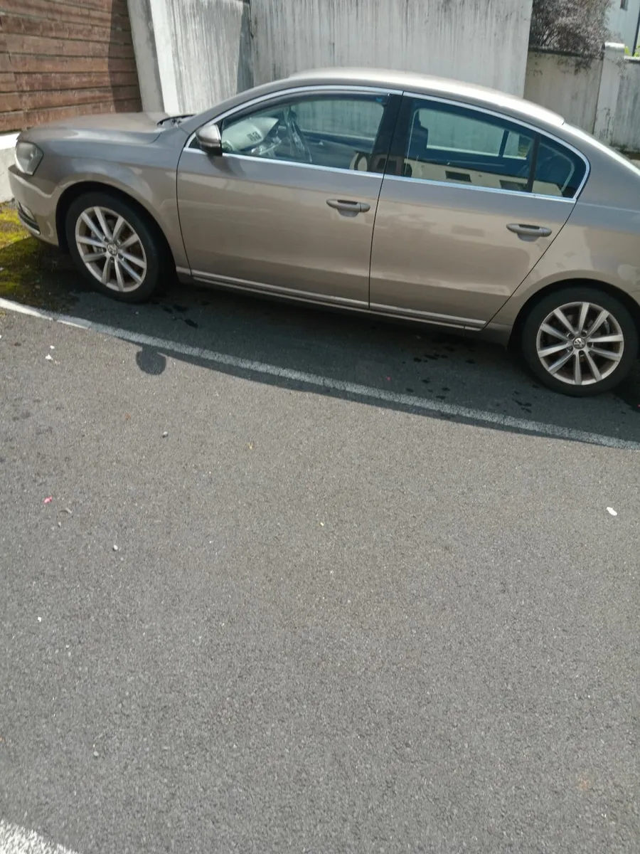 Volkswagen Passat 2011 Highline - Image 1