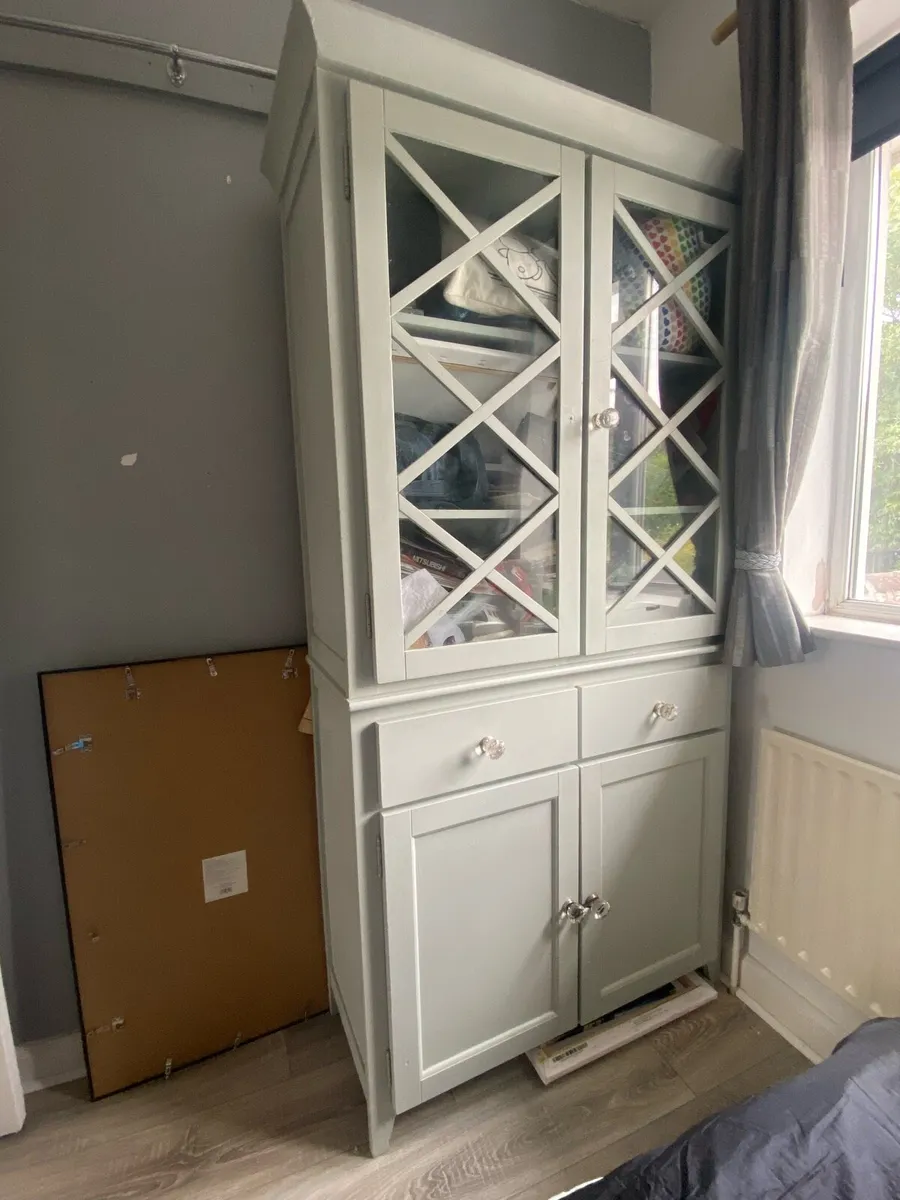 Display cabinet - Image 1