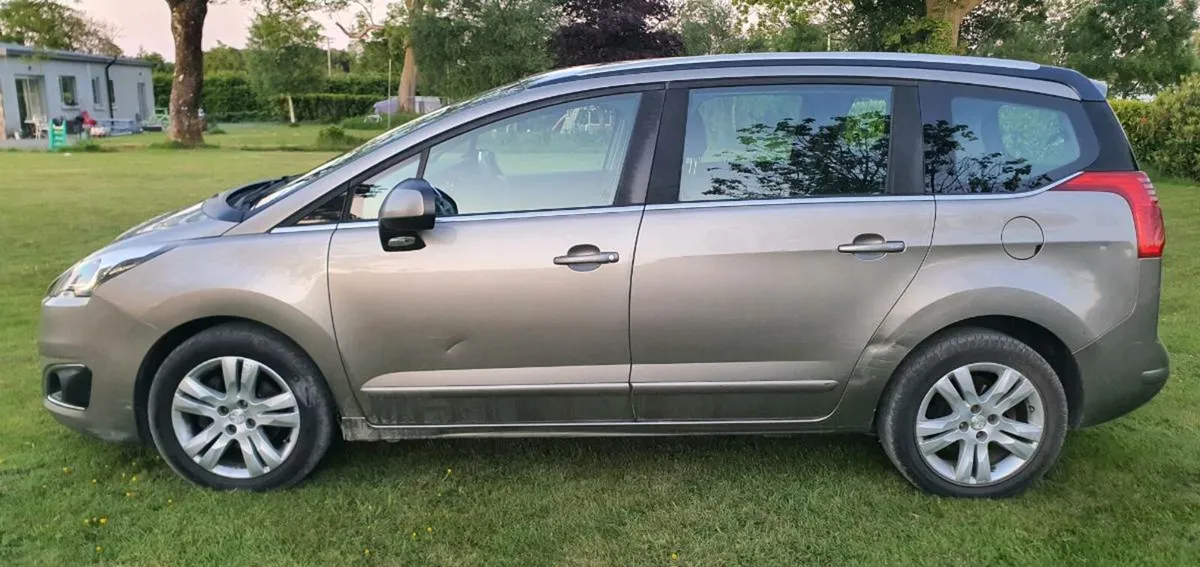 2016  PEUGEOT 5008 1.6 - Image 4
