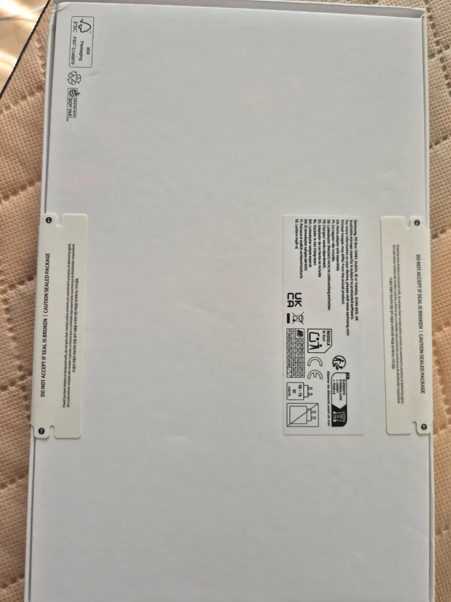 NEW Samsung galaxy tab s6 lite.NEVER OPENED - Image 2