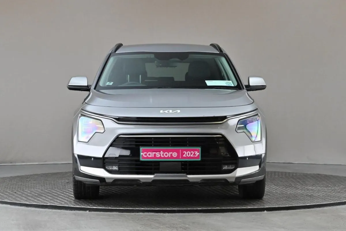 Kia Niro 1.6 HEV K3  half Leather sat Nav - Image 2