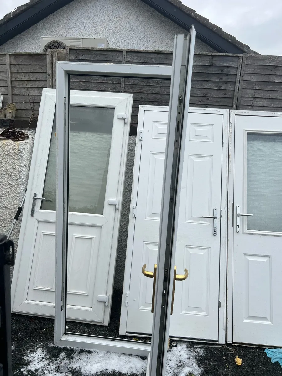 Pvc front door - Image 3