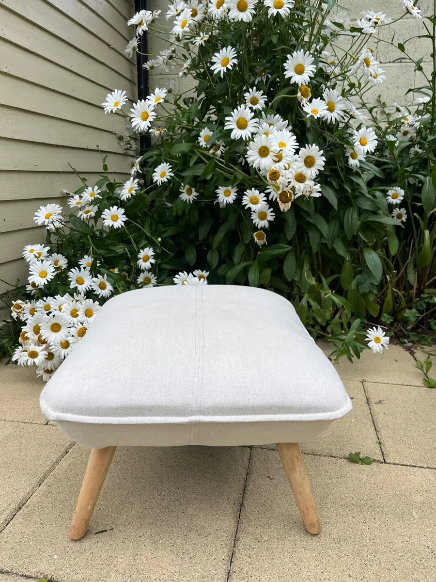 Foot stool