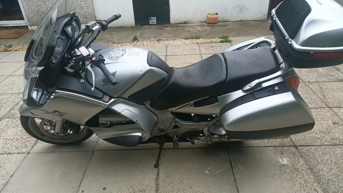 Honda Pan-european 1300 - Image 3