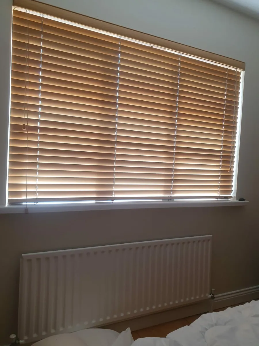 Wooden Venetian Blinds - Image 1