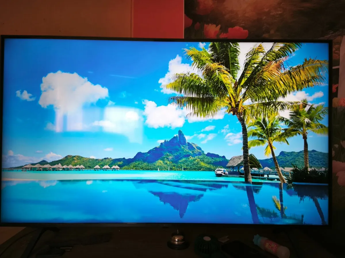 Lg uhd 4k 55 inch smart tv - Image 1