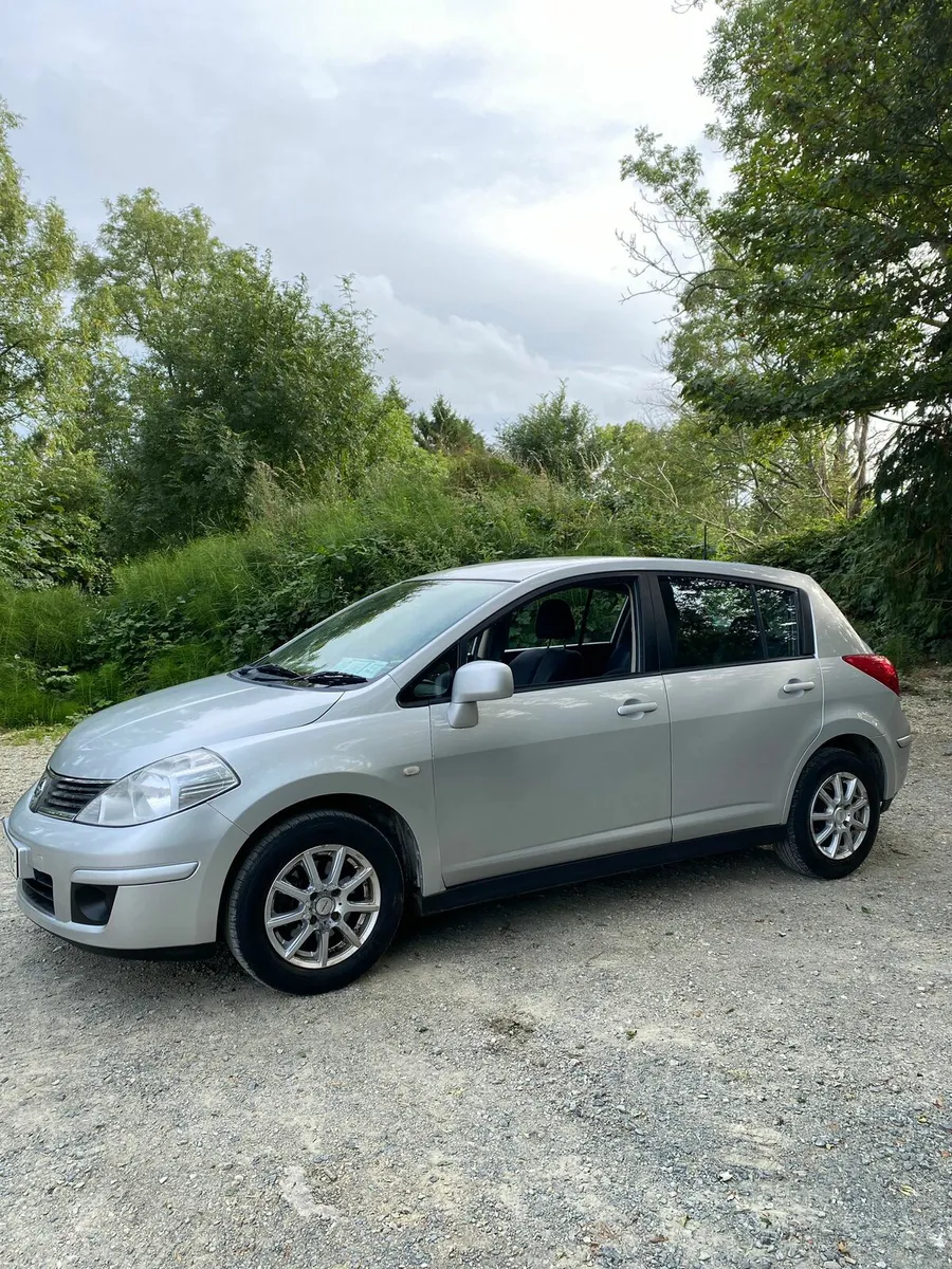 Nissan tida automatic - Image 2