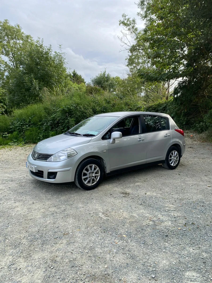 Nissan tida automatic - Image 3
