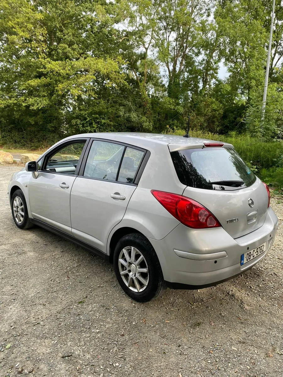 Nissan tida automatic - Image 4