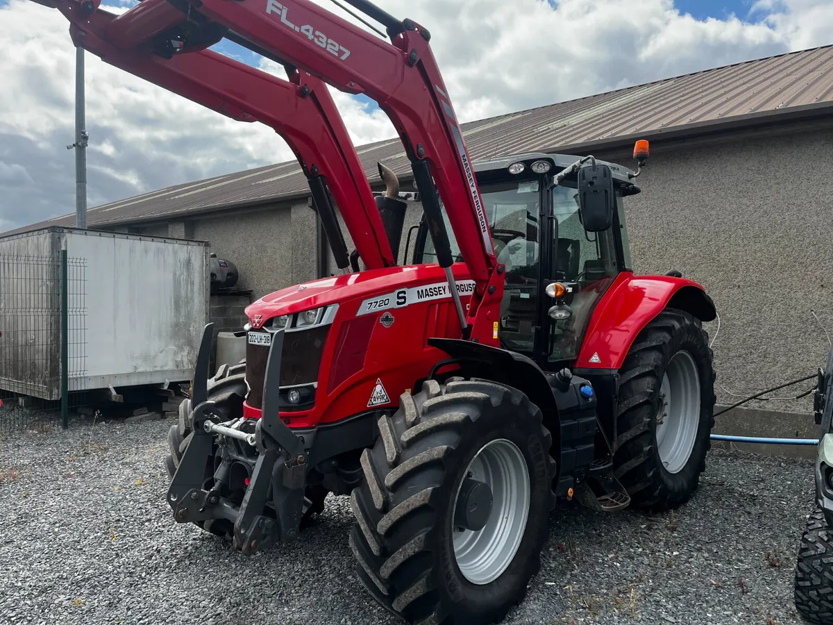 2020 MF 7720s + Loader (3626 hrs) - Image 3