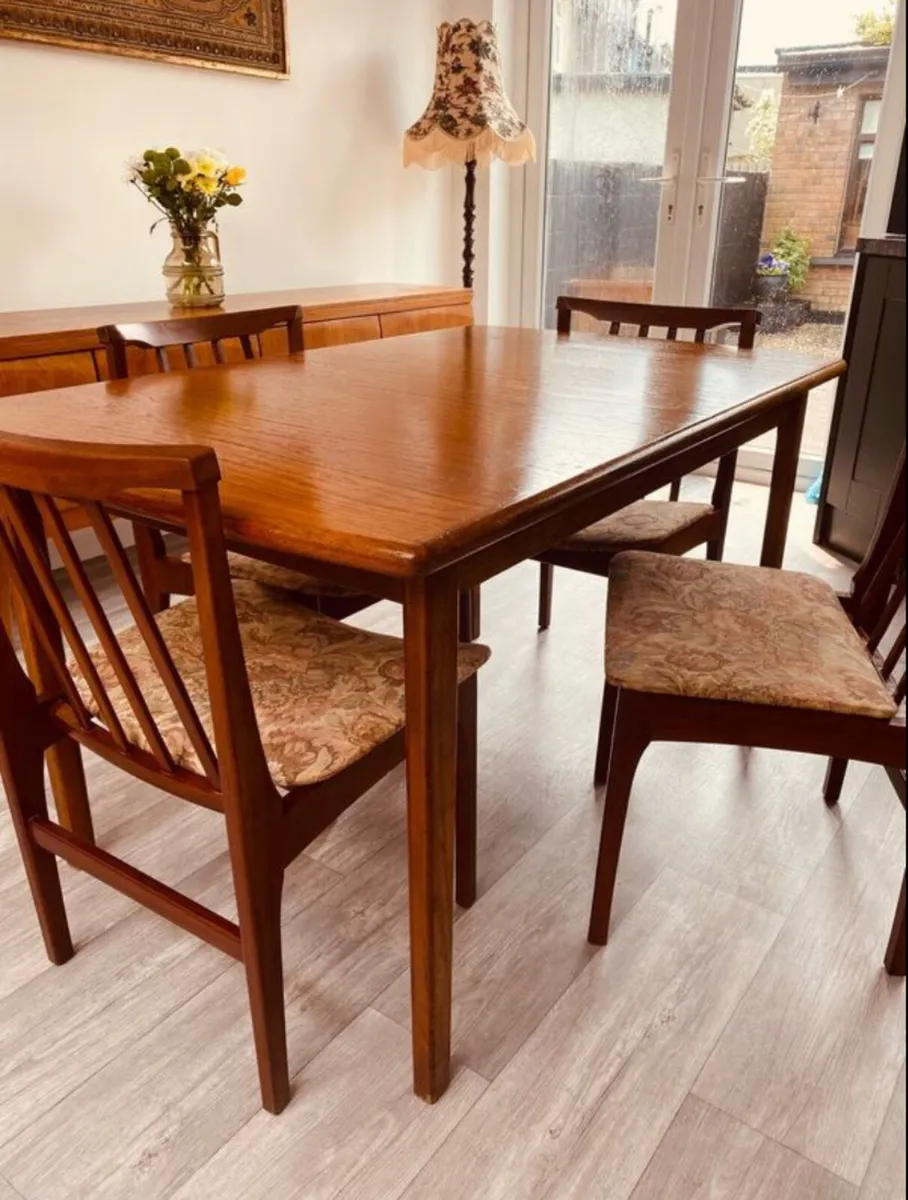 Mid Century Extendable Dining Table - Image 3