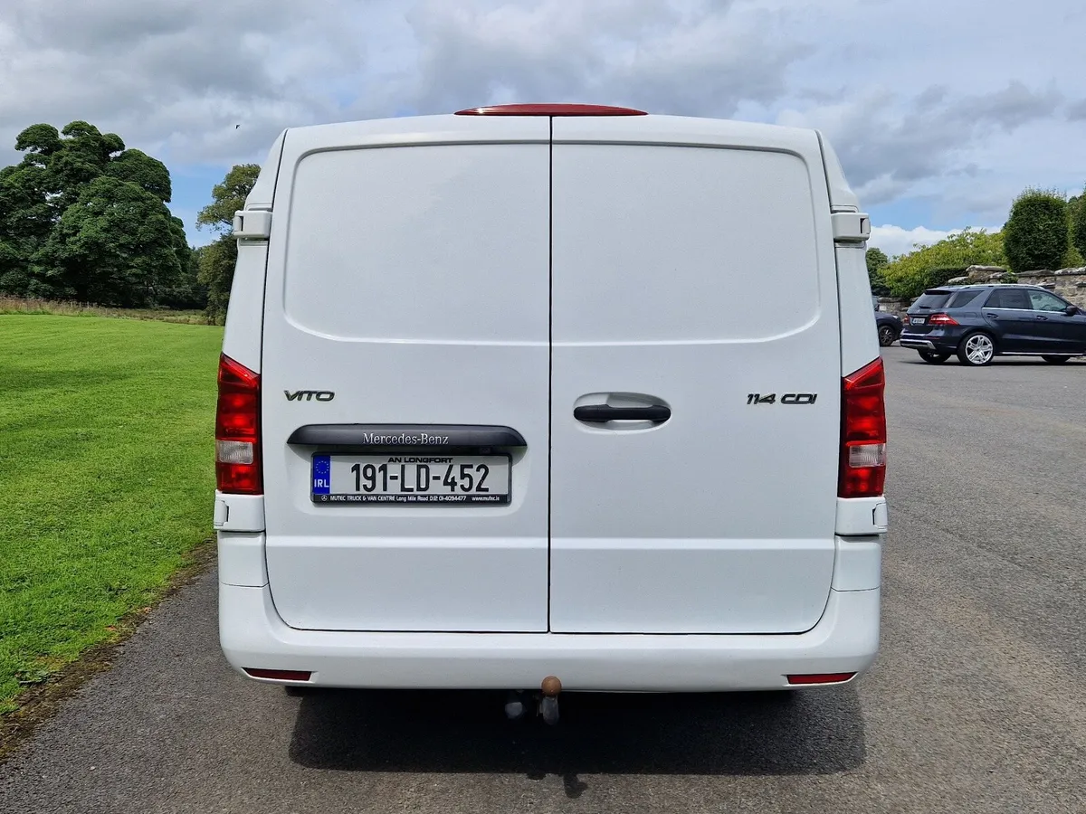 ON HOLD Mercedes Vito 2.1 140k km - Image 4