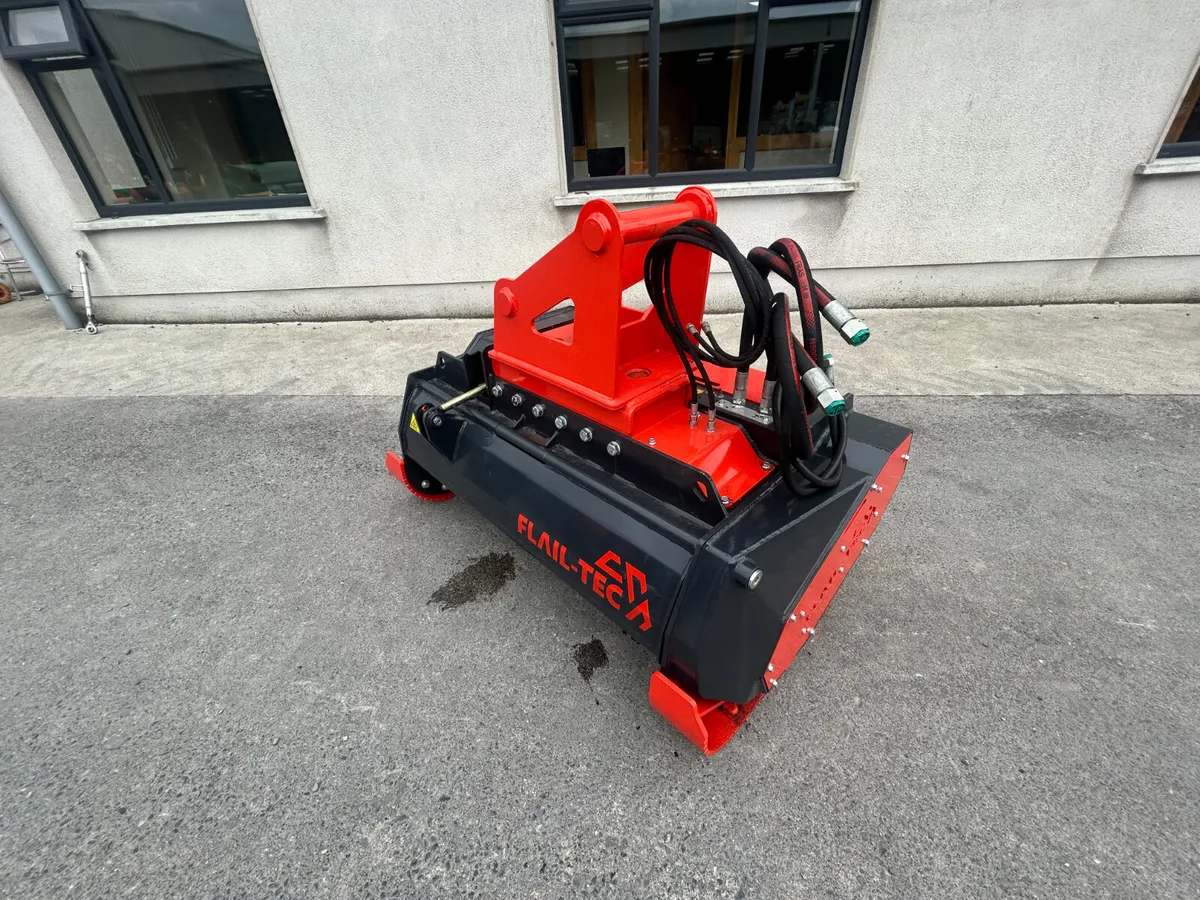 Flail tec mulcher with hyd door - Image 2