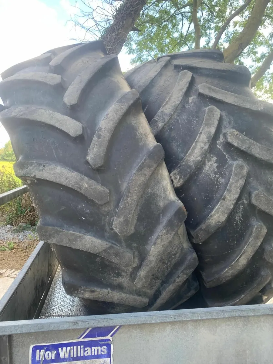 Tractor tyres - Image 1