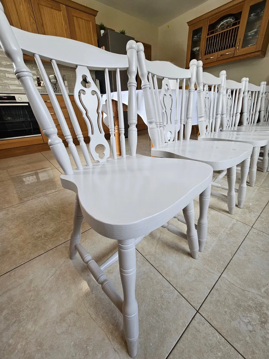 For Sale: 6 Kitchen Chairs – Like New - Image 3