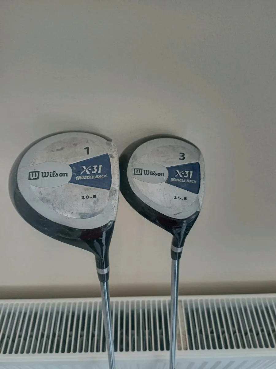 Wilson golf clubs. Right handed clubs. - Image 1