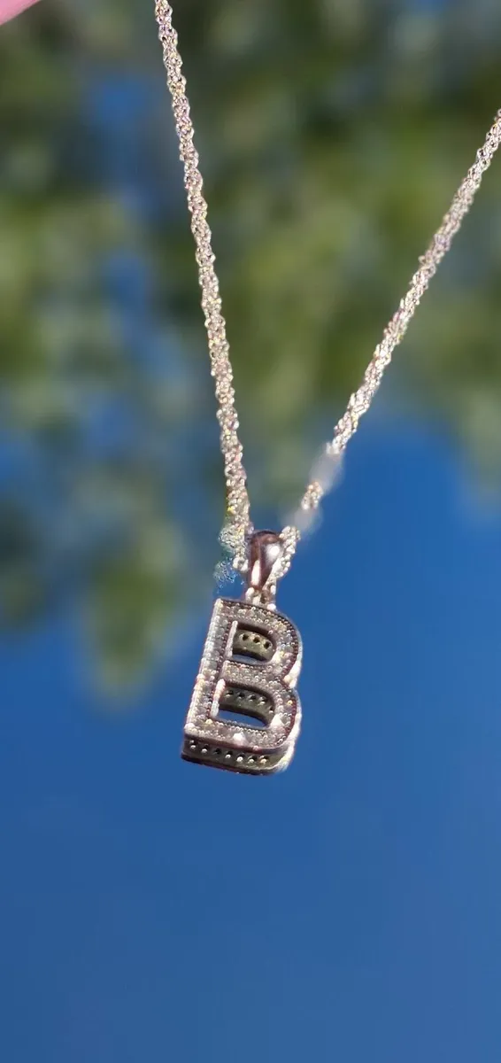 Jewellery - Image 1