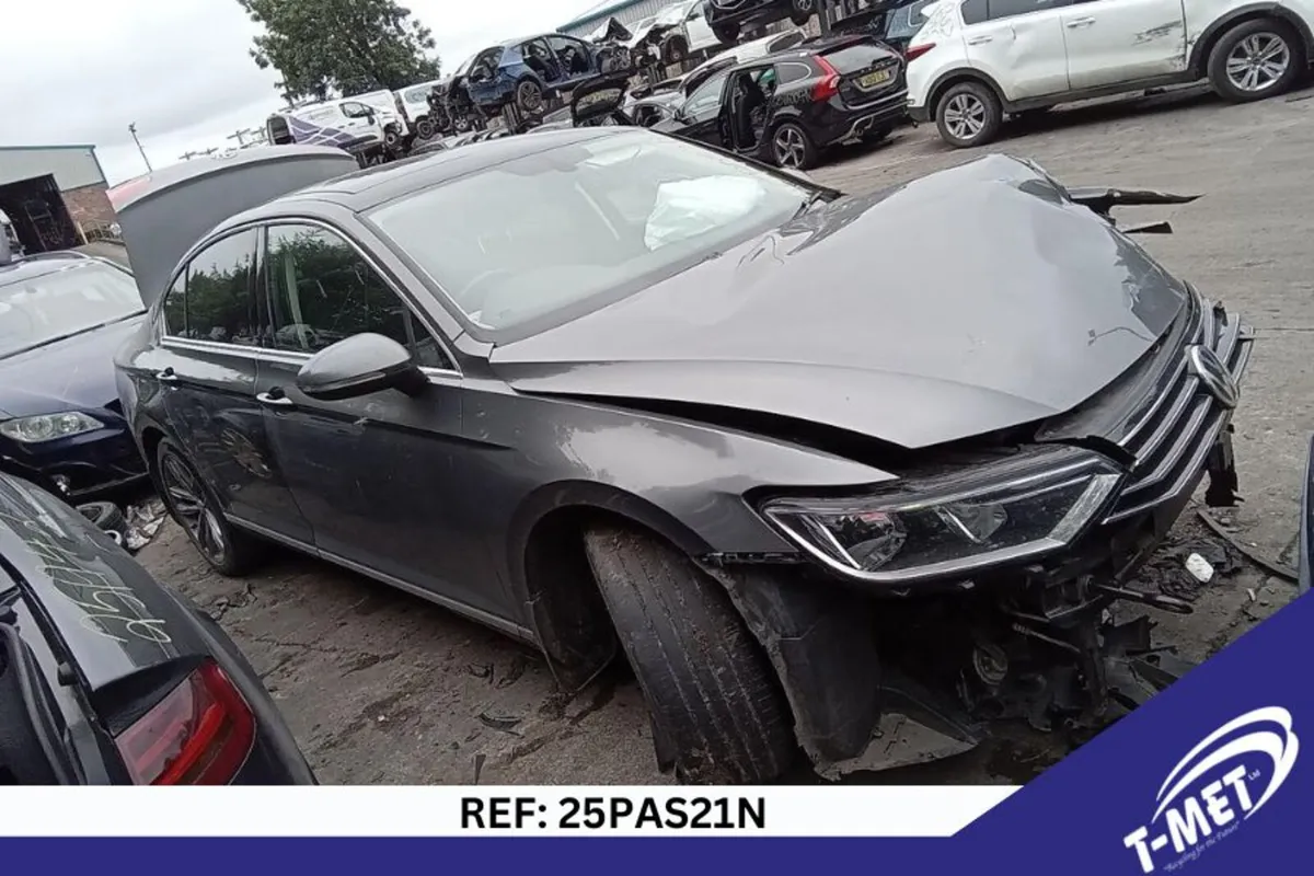 2017 VOLKSWAGEN PASSAT BREAKING FOR PARTS - Image 4