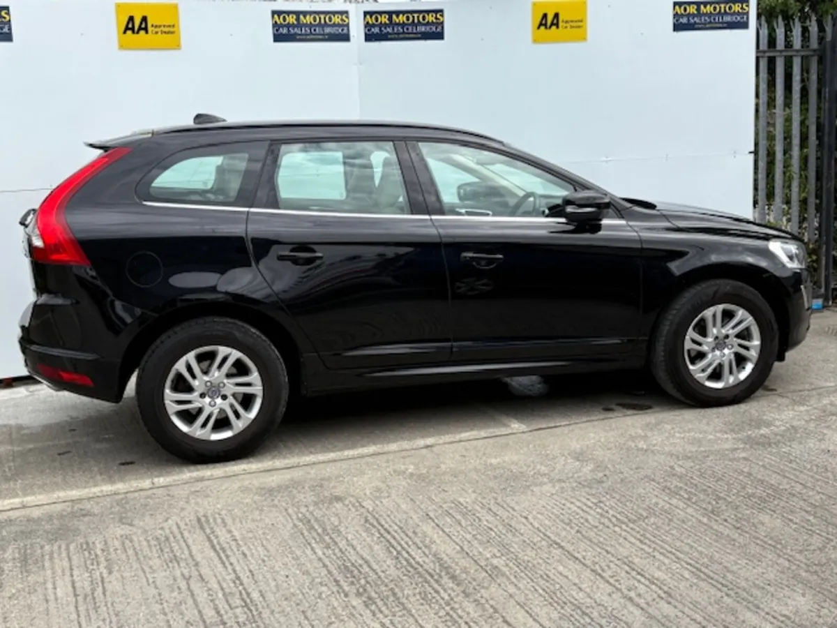 Volvo XC60 2016 Automatic Leather - Image 3