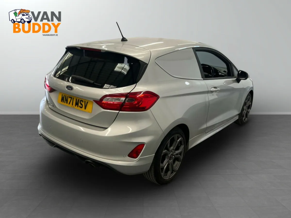 Ford Fiesta Van 1.0T EcoBoost MHEV Sport Euro 6 (s - Image 3
