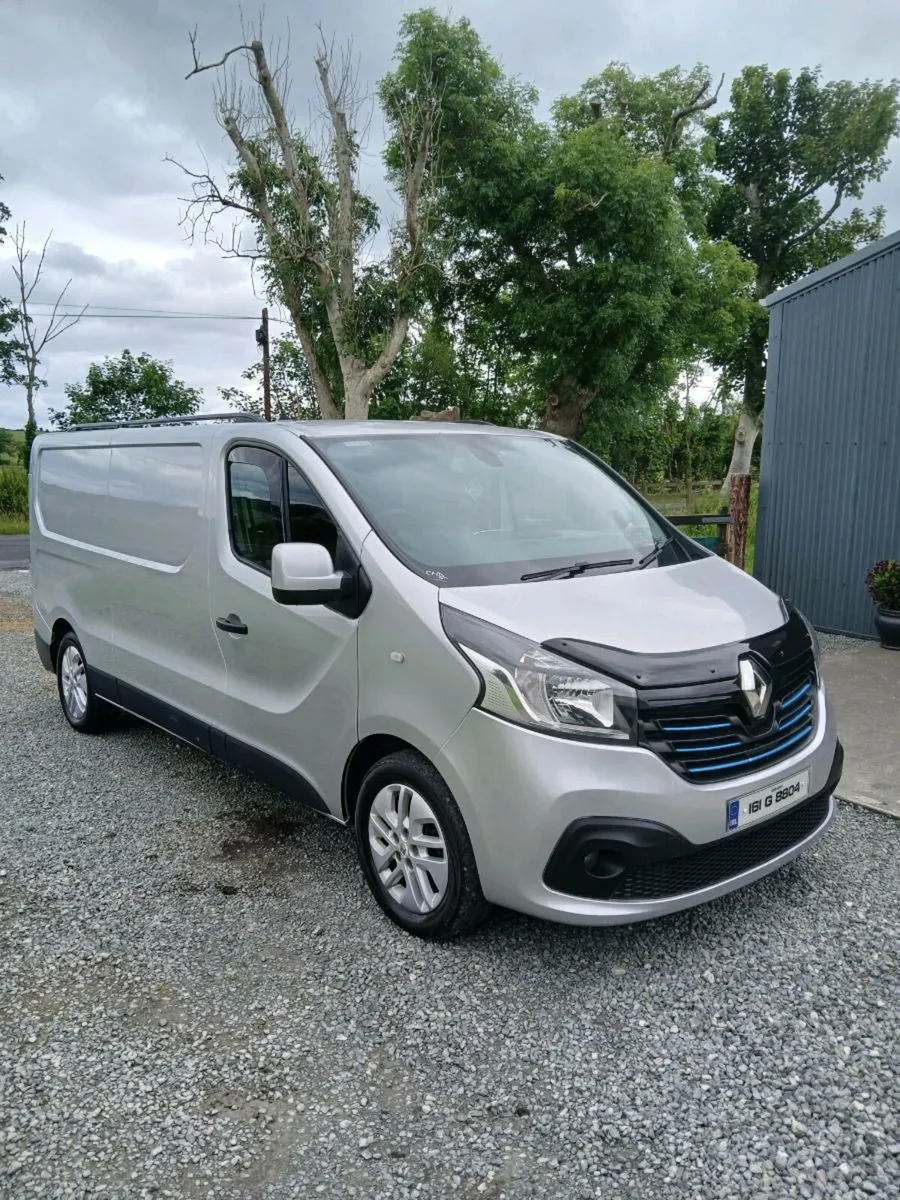 2016 Renault Trafic Sport - Image 1