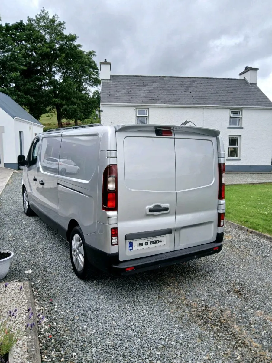 2016 Renault Trafic Sport - Image 3