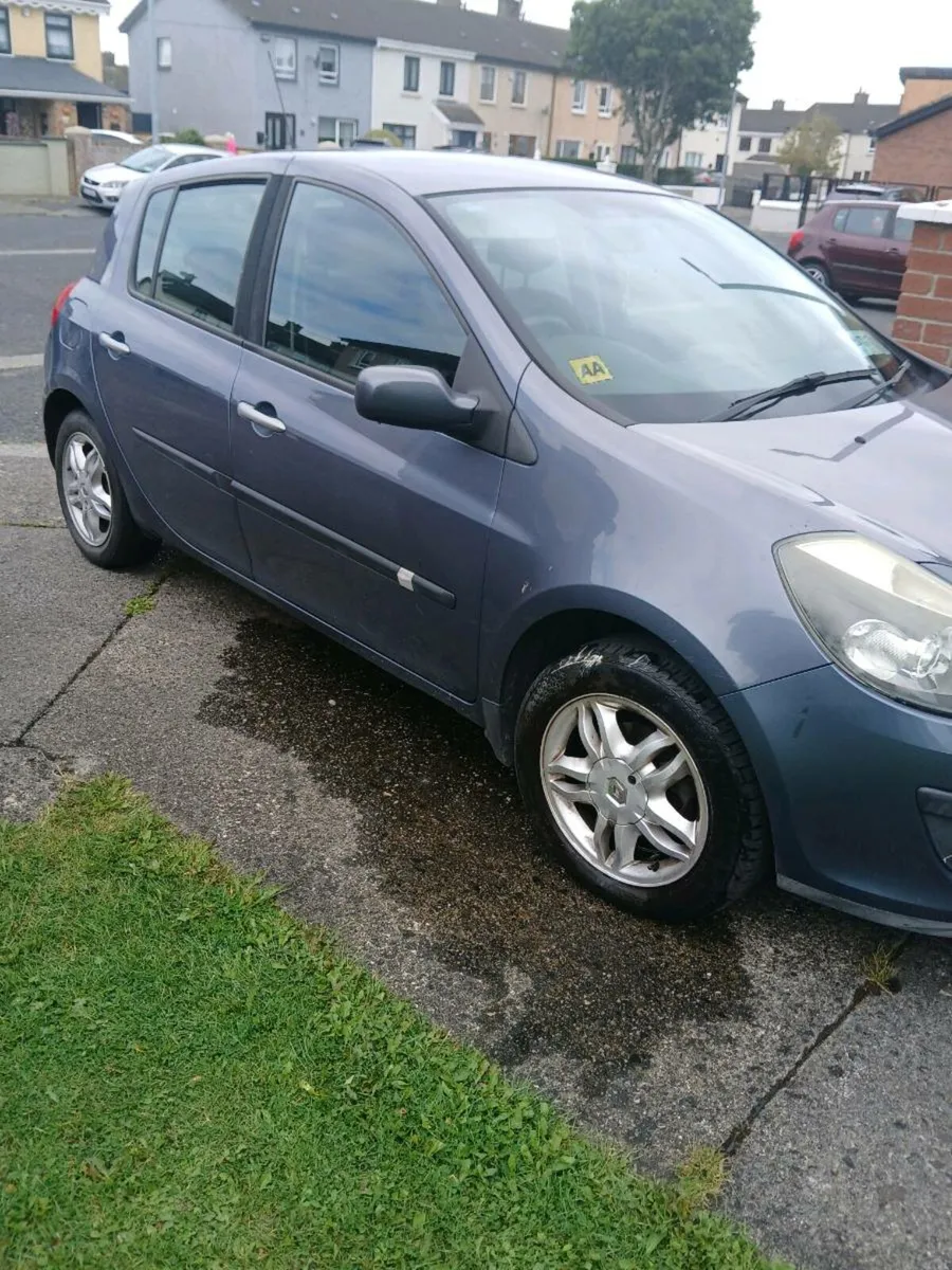 Renault clio - Image 1