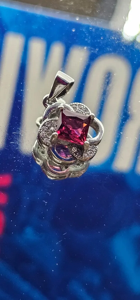 Jewellery - Image 2