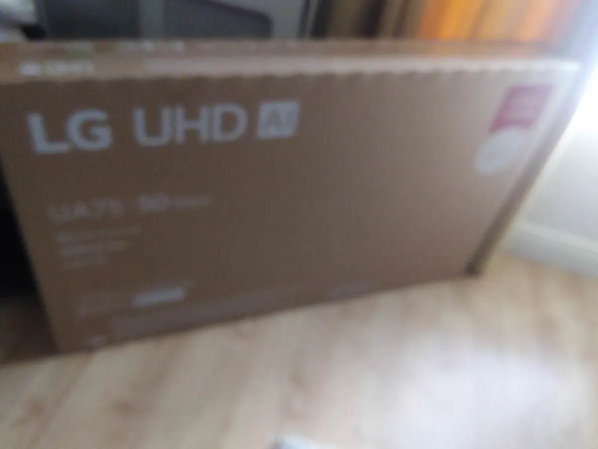 Smart LGUHD75 55 in tv - Image 1