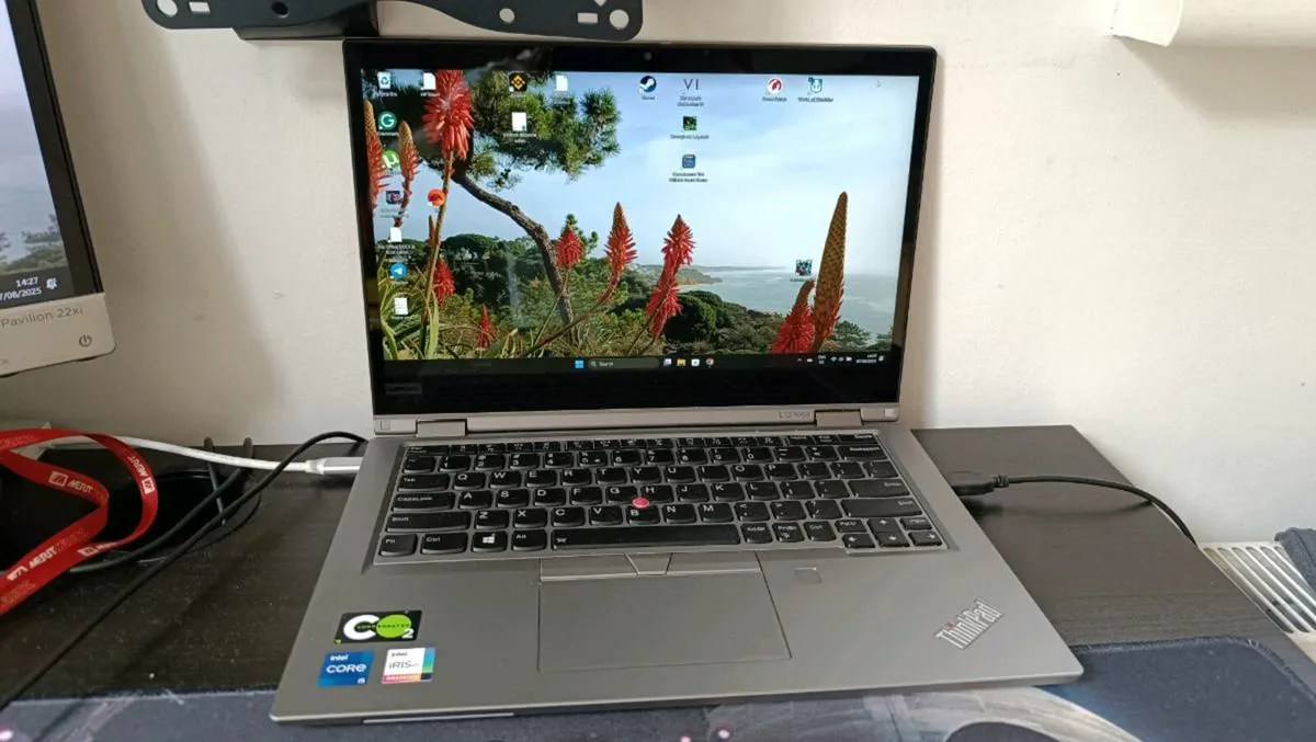 Yoga L13 gen 2 Intel I5 €400ono - Image 1