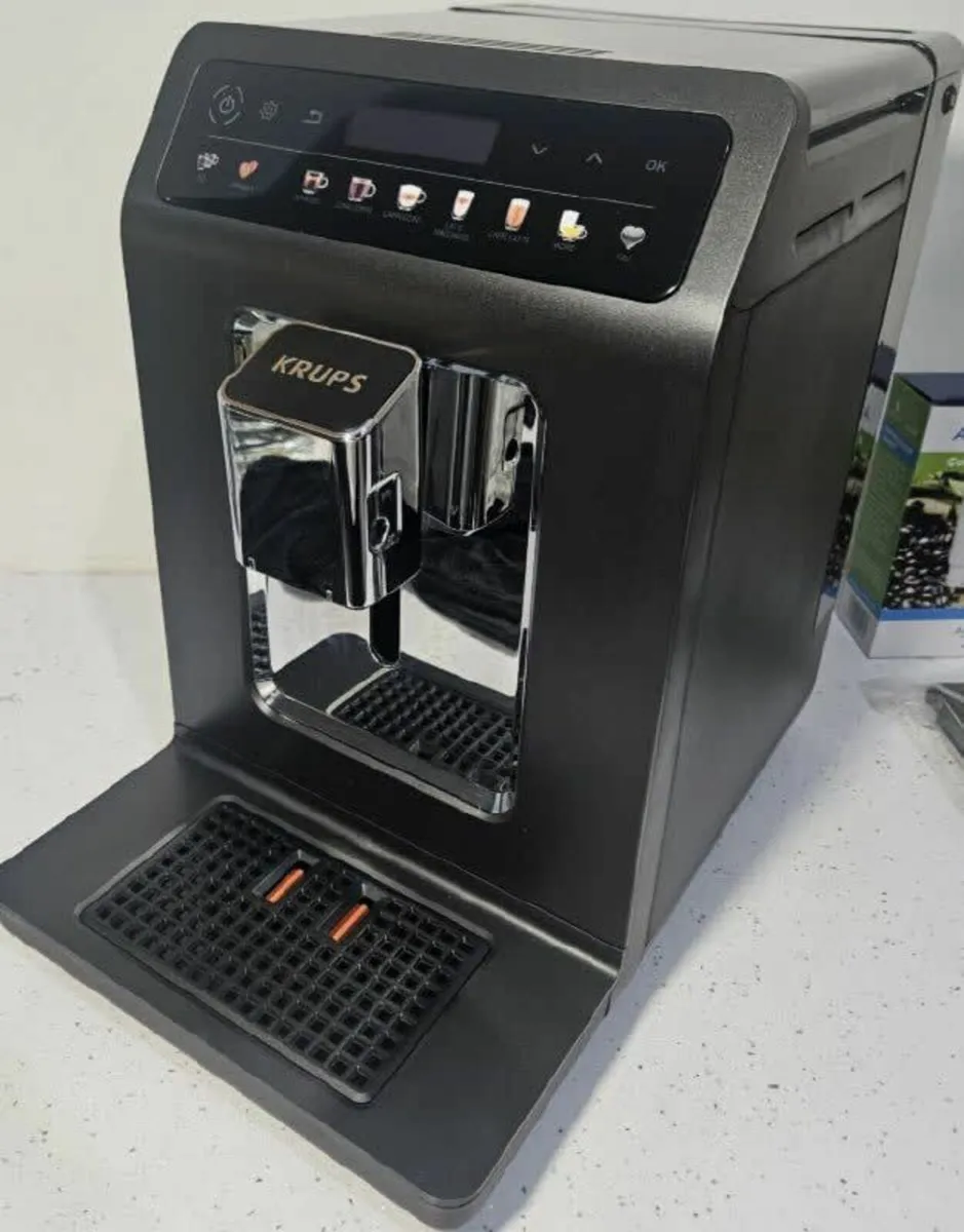 Krups Evidence EA895N40 Bean to Cup Coffee Machine - Image 3