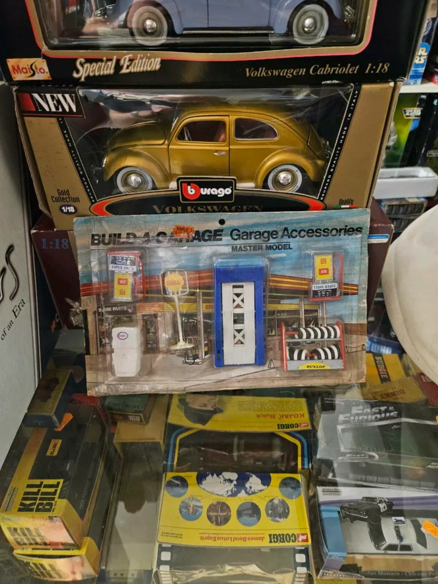 Corgi Dinky Garage Set - Image 1