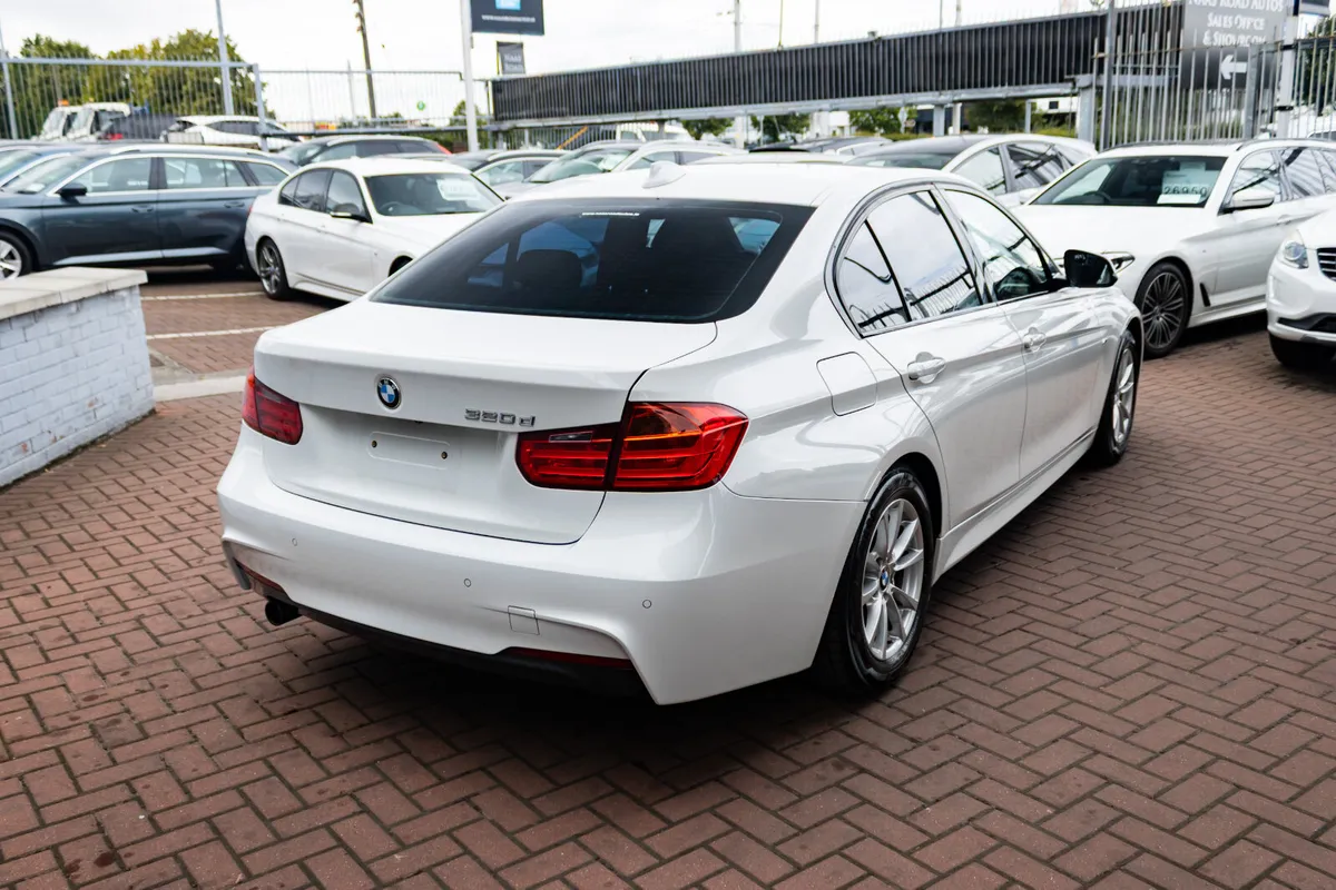 BMW 320D - Image 3