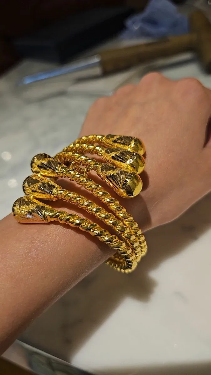 Jewellery - Image 1