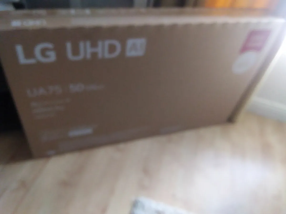 Smart LGUHD75 55 in tv - Image 2