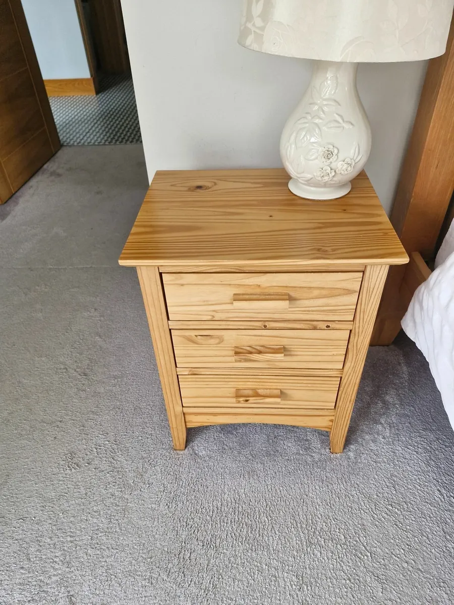 Bedroom set - Image 2