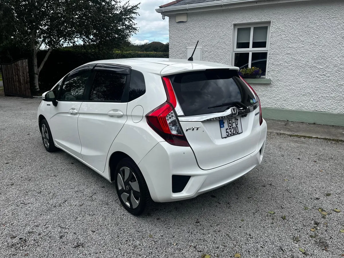 Honda Fit  1.5 Petrol Hybrid Auto - Image 2