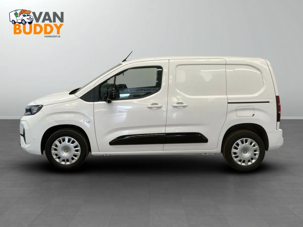 Vauxhall Combo 1.5 Turbo D 2300 Pro Panel Van SWB - Image 2