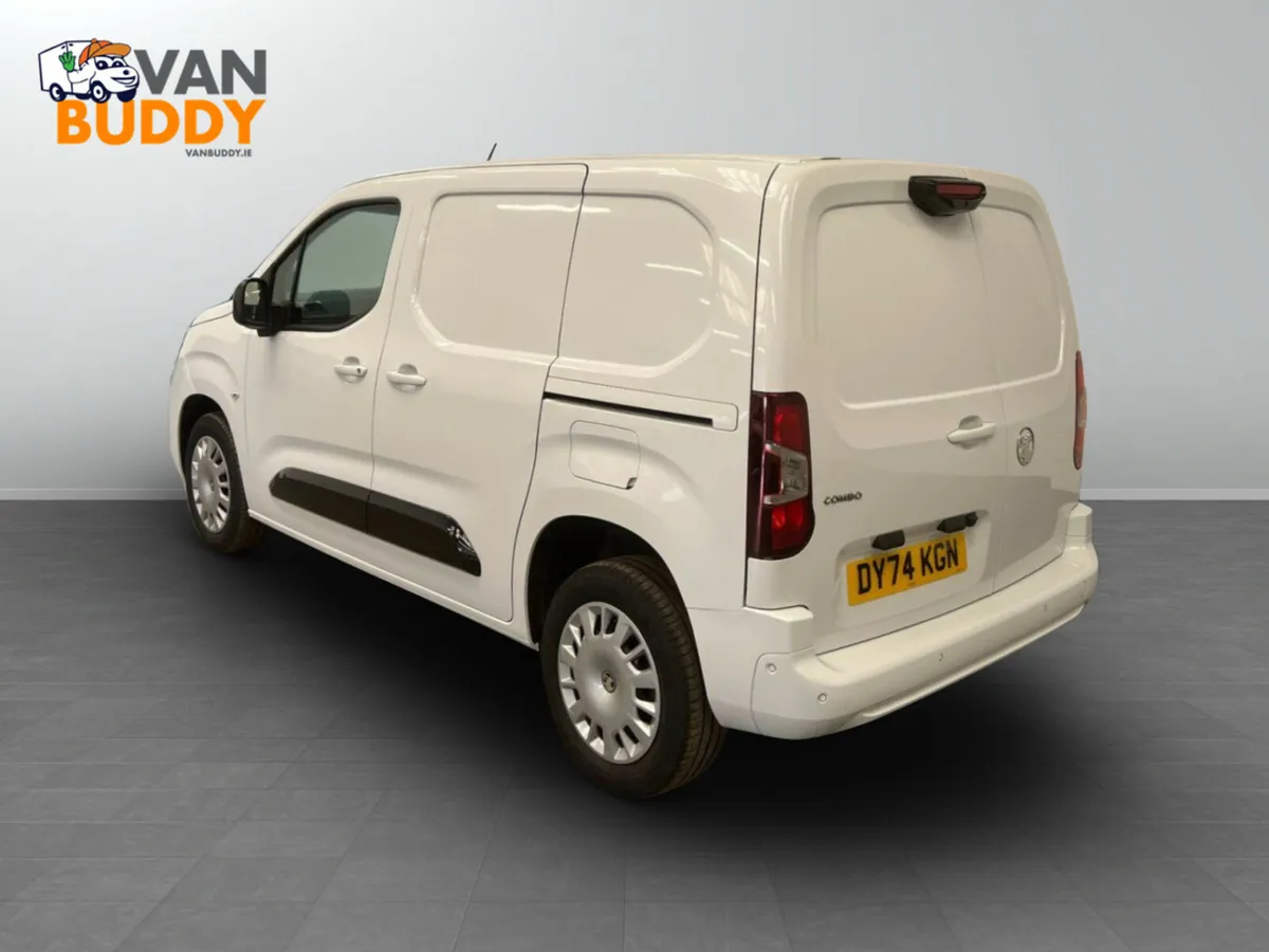 Vauxhall Combo 1.5 Turbo D 2300 Pro Panel Van SWB - Image 3
