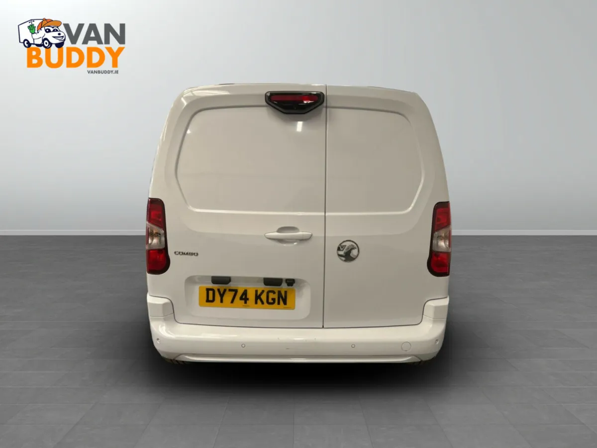 Vauxhall Combo 1.5 Turbo D 2300 Pro Panel Van SWB - Image 4