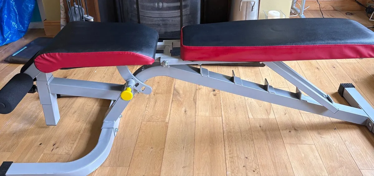 Gym bench - Image 1