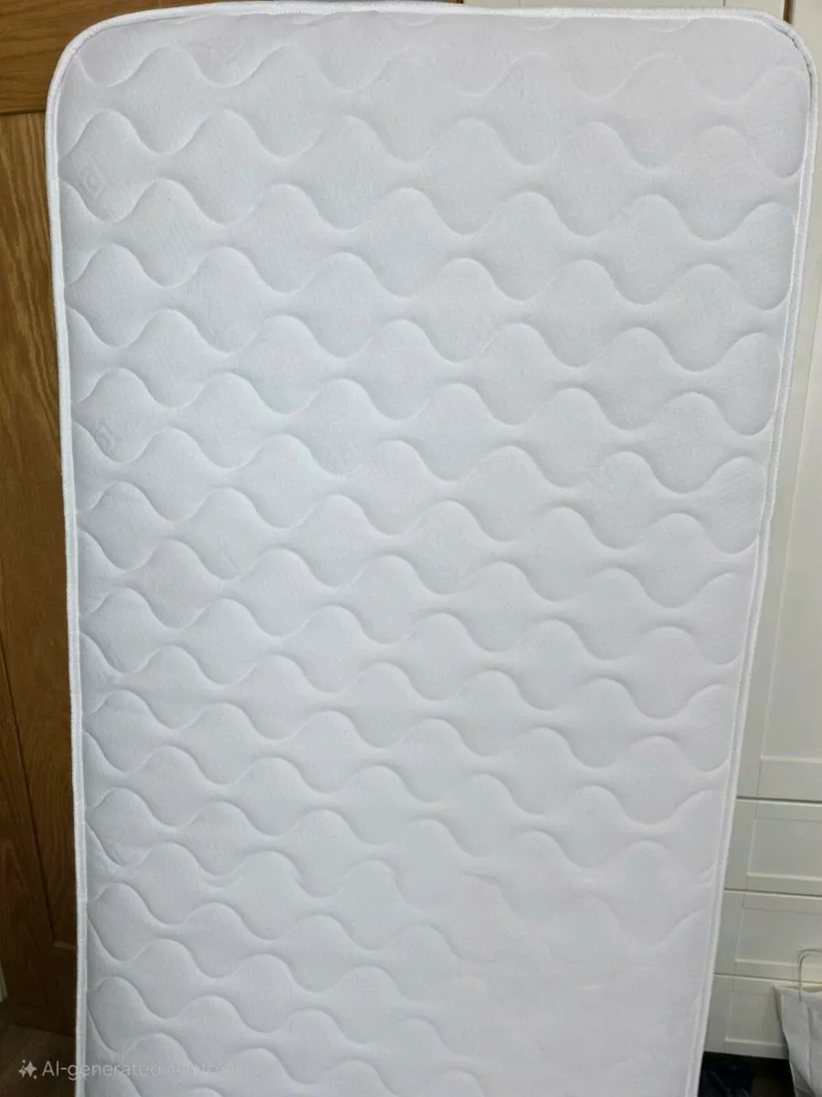 Single ,,cool touch" mattress - Image 3