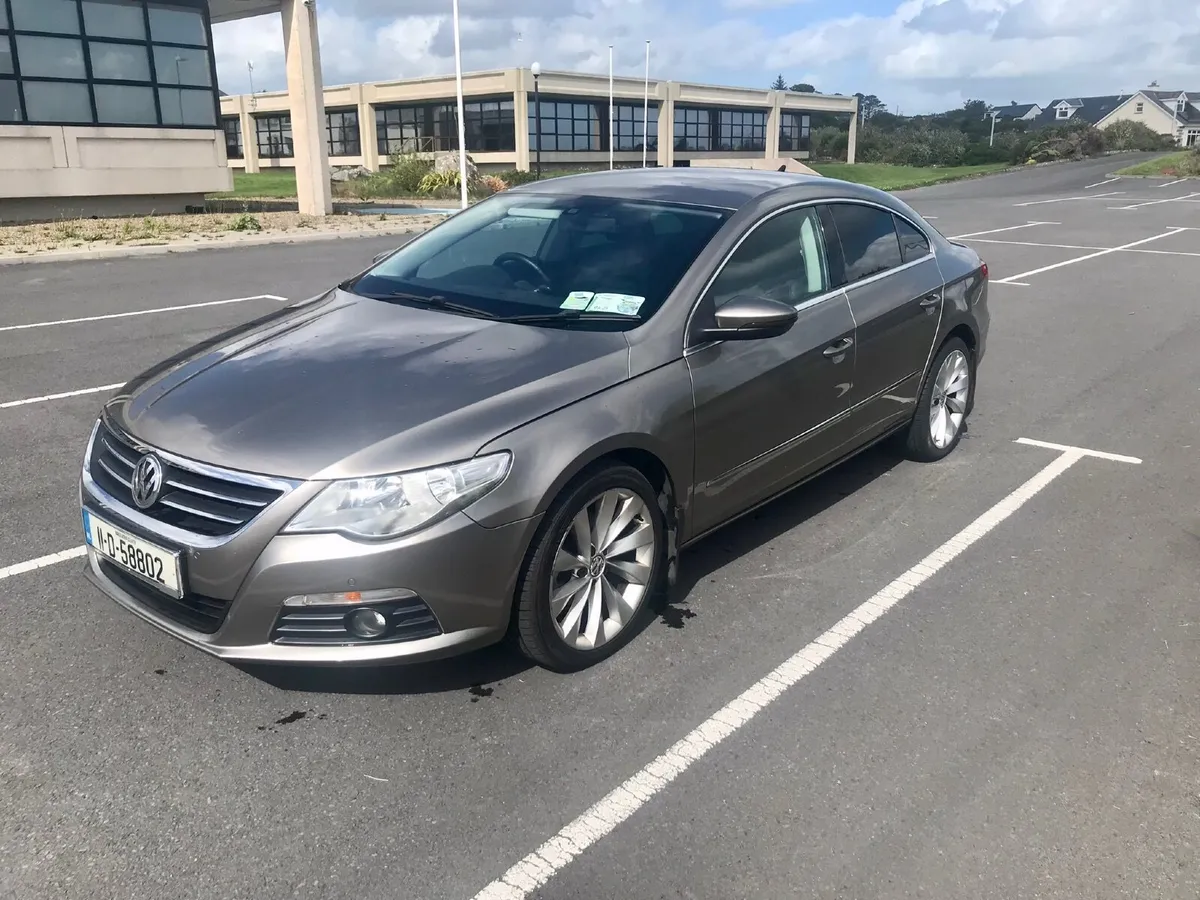 VW Passat CC 2.0 TDI Bluemotion  GT 2011 - Image 1