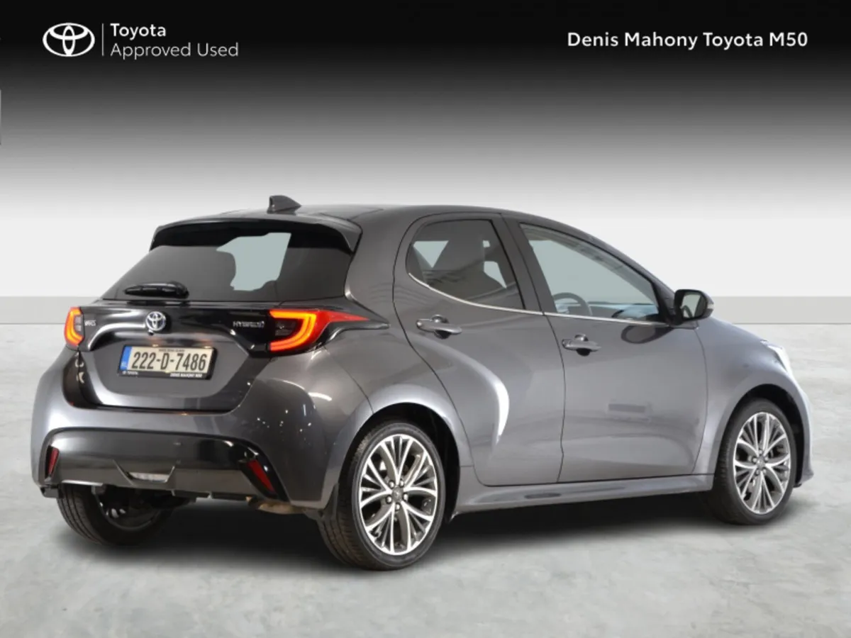 Toyota Yaris Platinum Edition Hybrid Auto - Image 2