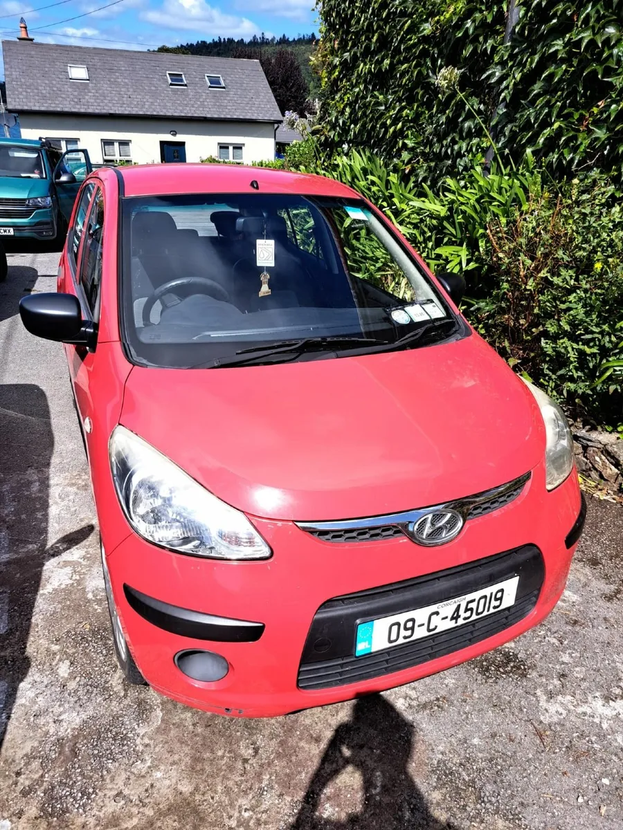 Hyundai i10 2009 - Image 1