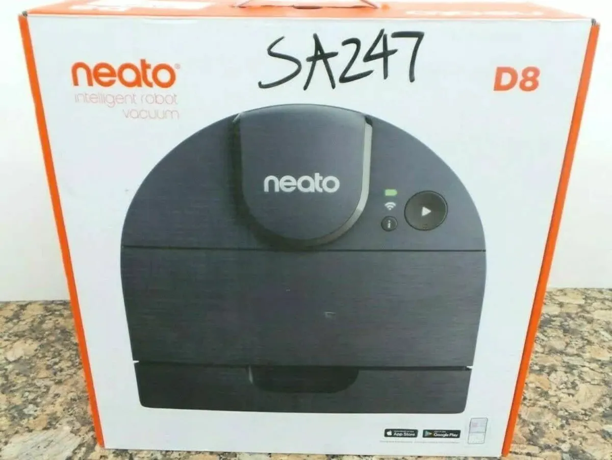 Neato D8 Intelligent Robot Vacuum Black - Image 1