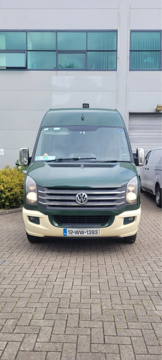 Crafter 16 seater 2012 large boot - Image 1