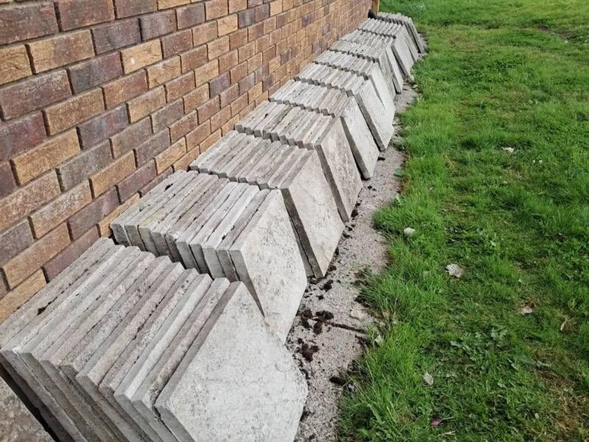 Large Quantity of Paving Stones For Sale (Name Your Quantity) - Image 2