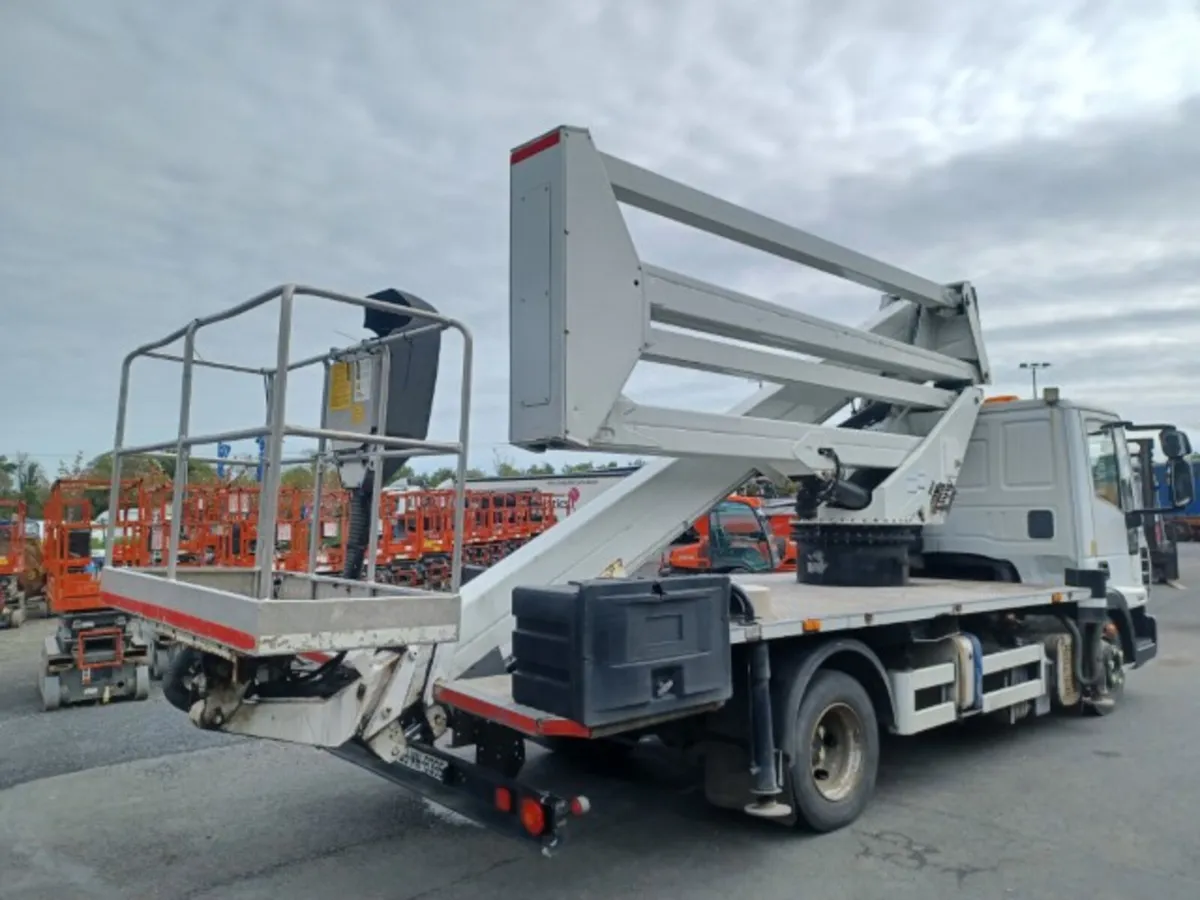 2008 Iveco IVECO FORD 75 Truck For Auction - Image 4