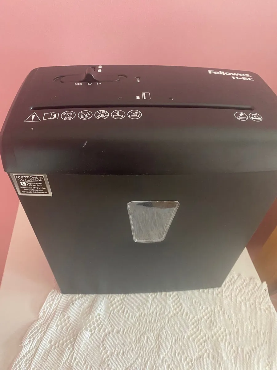 Paper shredder - Image 2